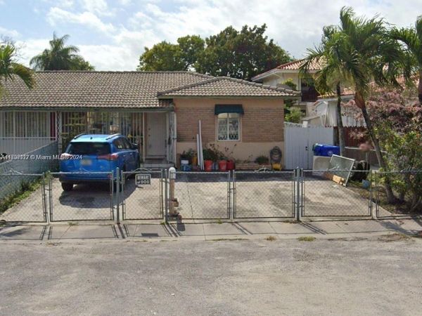3154 SW 23rd St, Miami, FL 33145