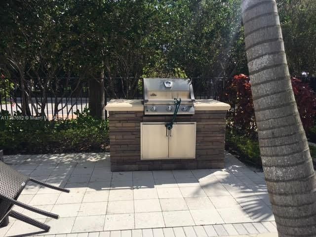 5189 NW 85th Ave, Unit 5189, Miami, FL 33166 Photo