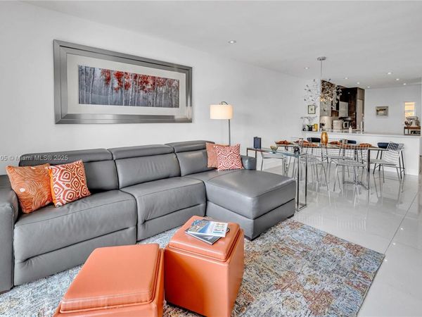 1120 99th St, Unit 302, Bay Harbor Islands, FL 33154