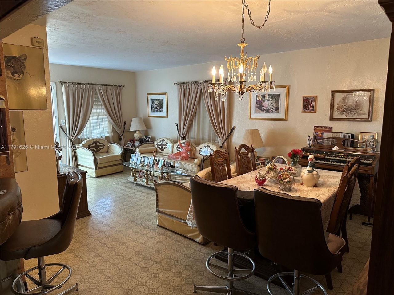 911 E 39th Pl, Hialeah, FL 33013 Photo