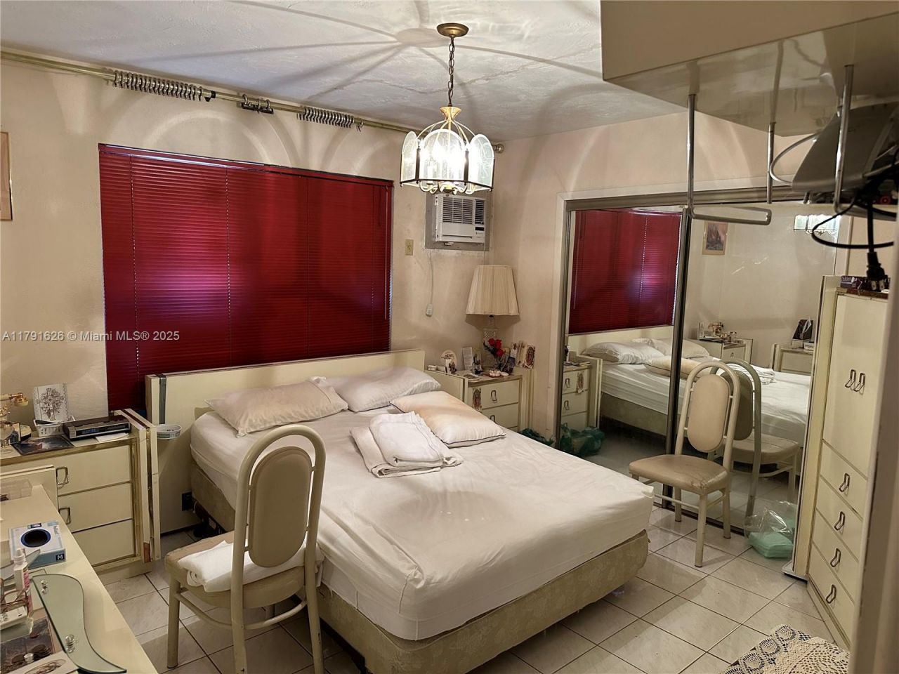 911 E 39th Pl, Hialeah, FL 33013 Photo