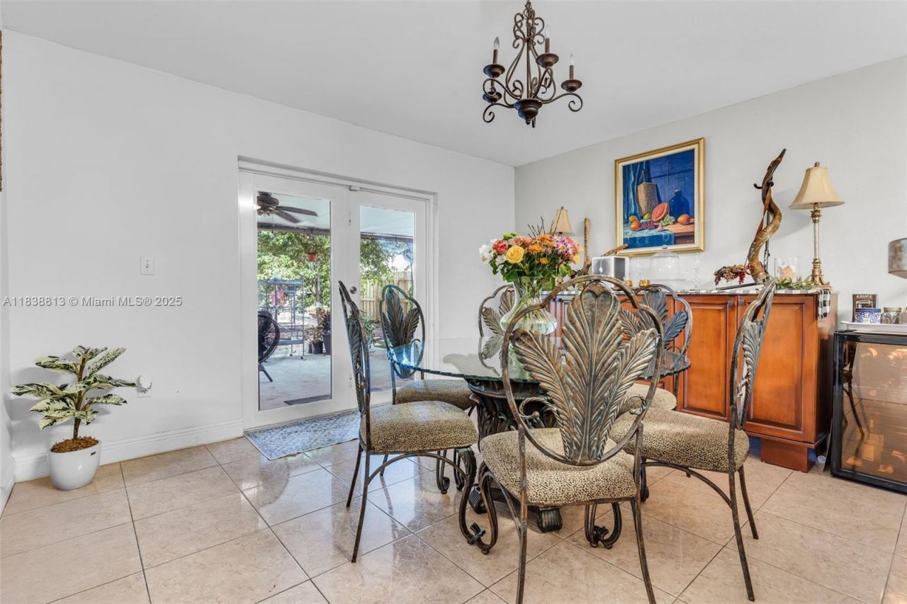 25237 SW 133rd Pl, Homestead, FL 33032 Photo