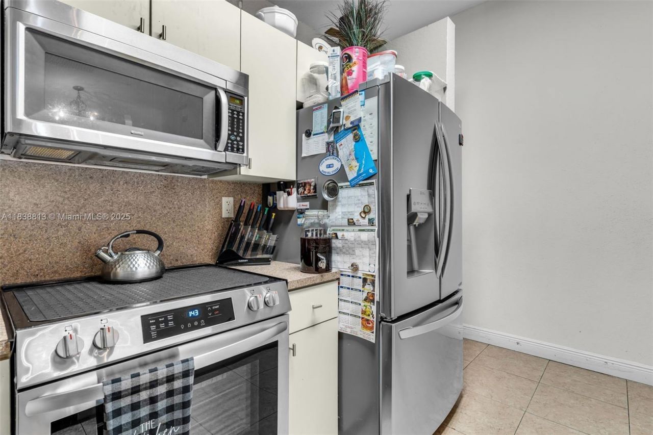 25237 SW 133rd Pl, Homestead, FL 33032 Photo