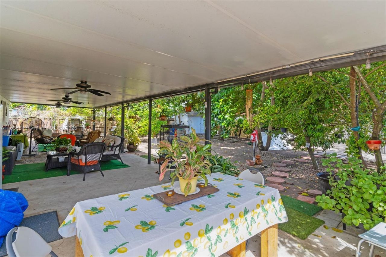 25237 SW 133rd Pl, Homestead, FL 33032 Photo
