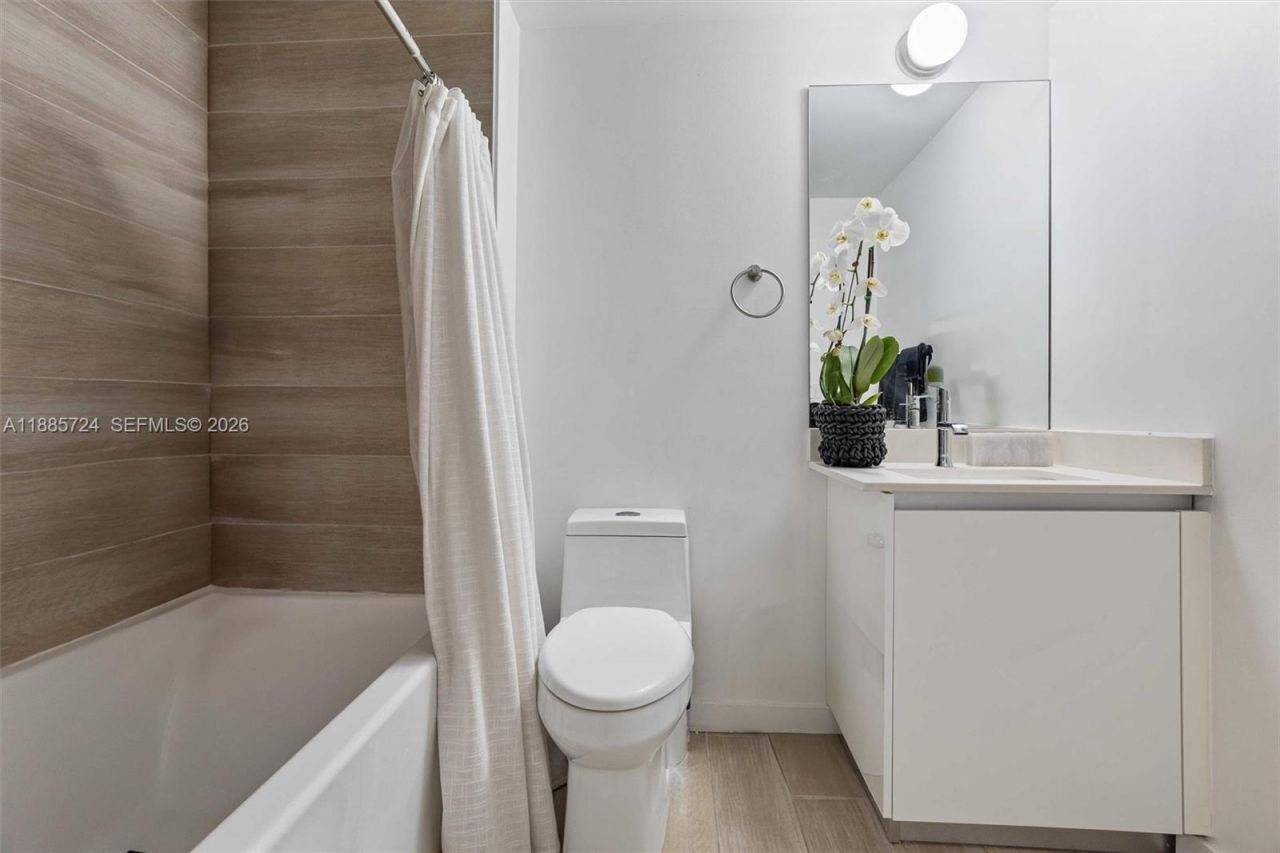 1600 SW 1st Ave, Unit 704, Miami, FL 33129 Photo