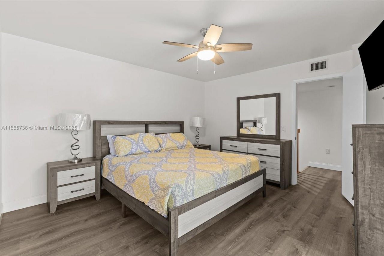 6001 60th Way, West Palm Beach, FL 33409 Photo