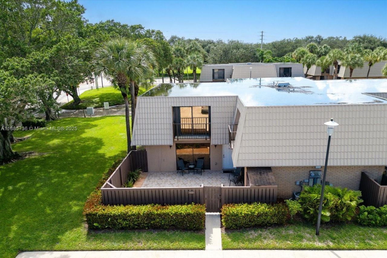 6001 60th Way, West Palm Beach, FL 33409 Photo