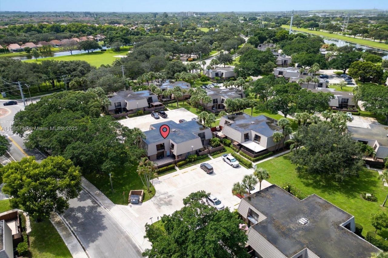 6001 60th Way, West Palm Beach, FL 33409 Photo
