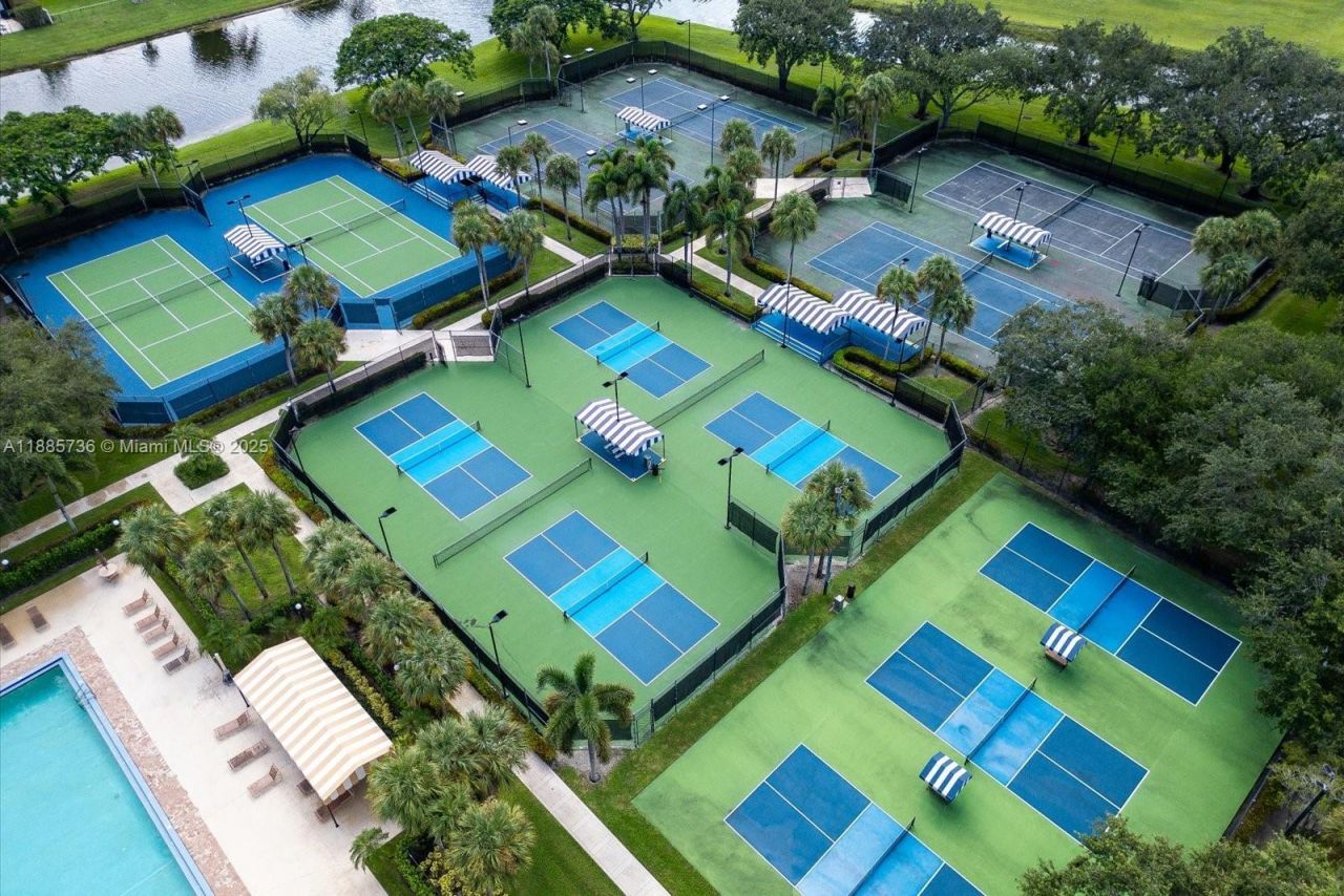 6001 60th Way, West Palm Beach, FL 33409 Photo