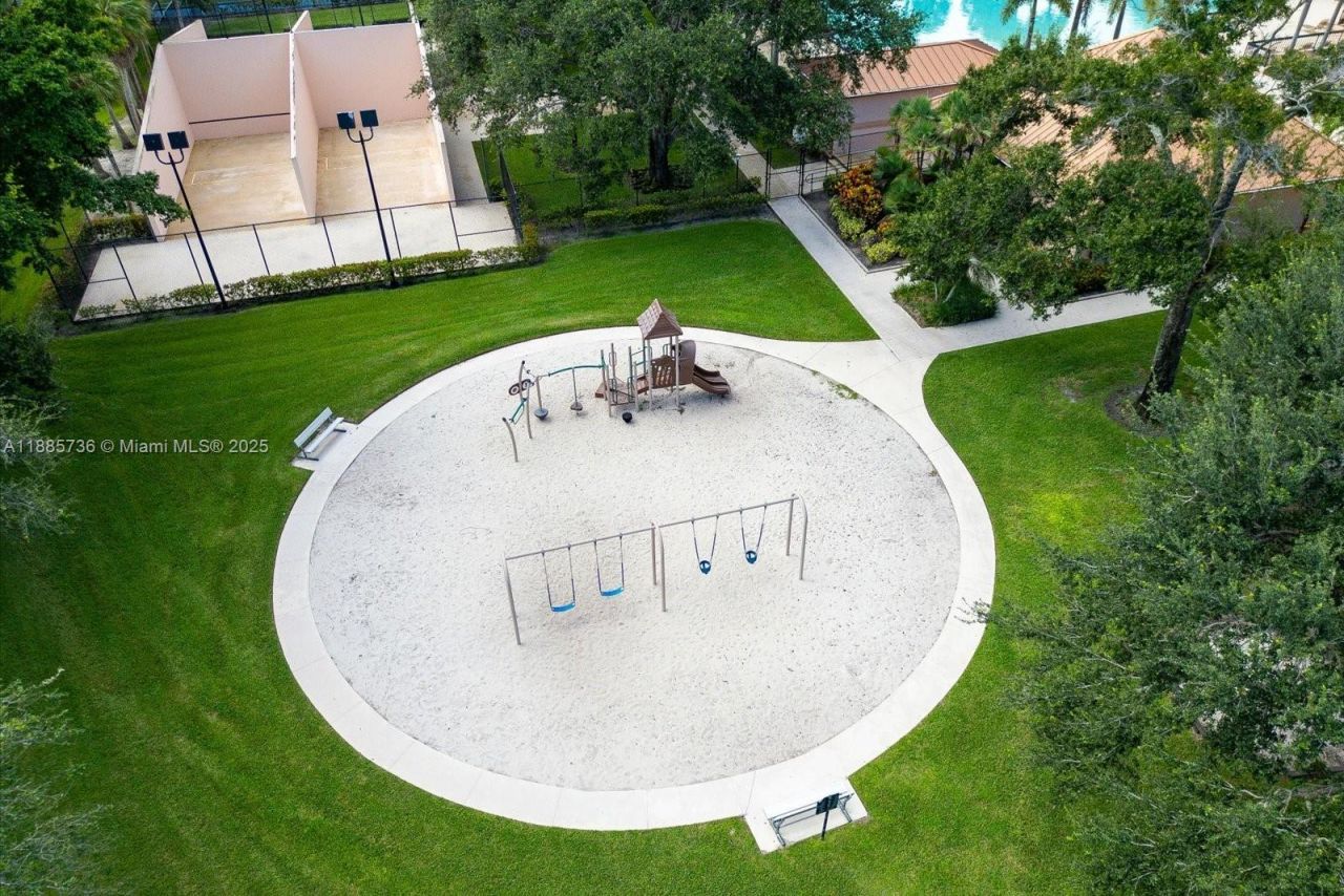 6001 60th Way, West Palm Beach, FL 33409 Photo