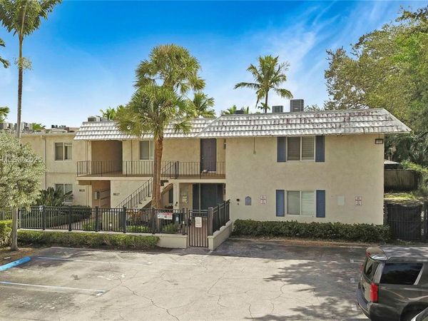 8617 SW 68th Ct, Unit 24, Pinecrest, FL 33156