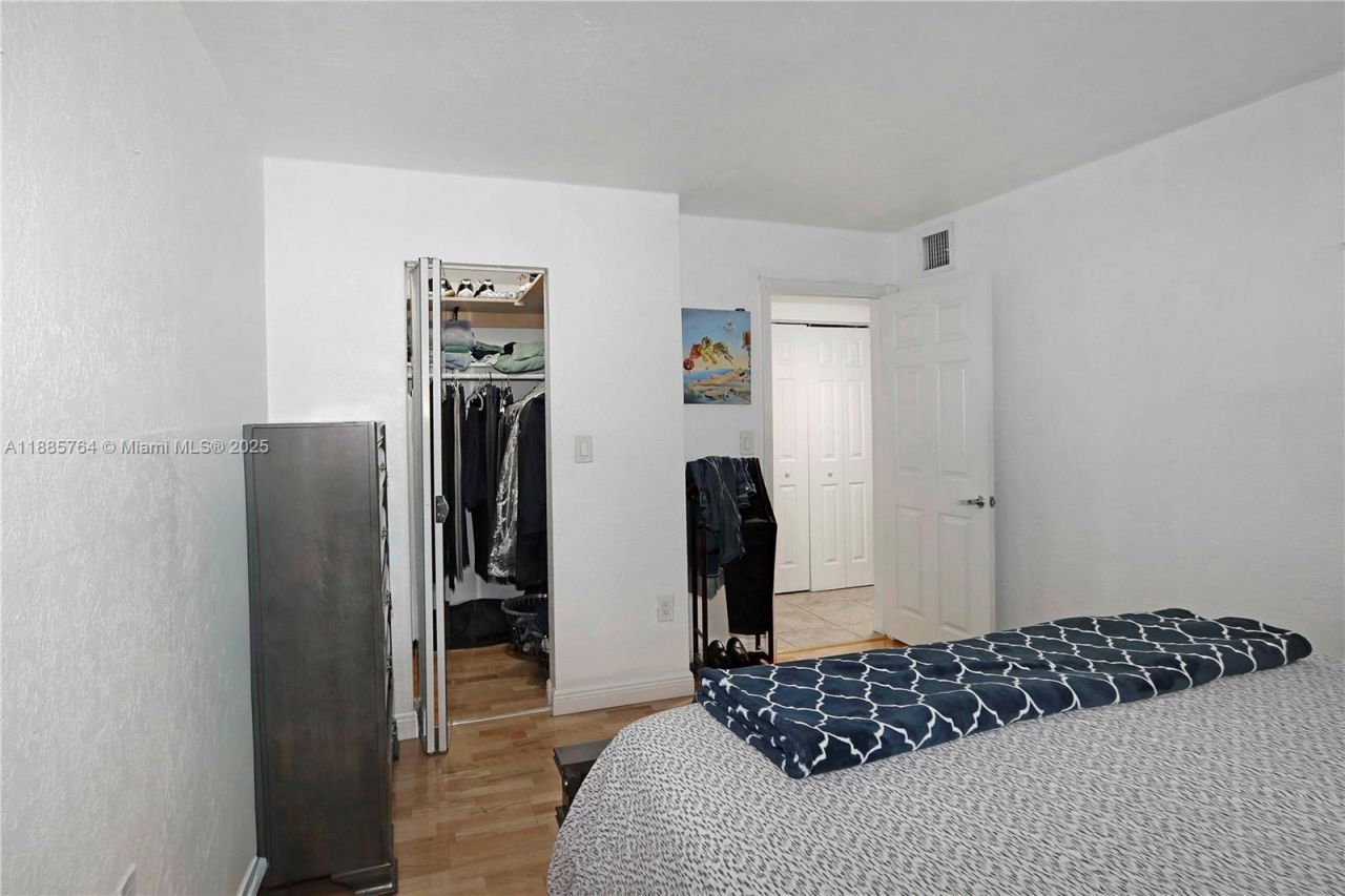 8617 SW 68th Ct, Unit 24, Pinecrest, FL 33156 Photo