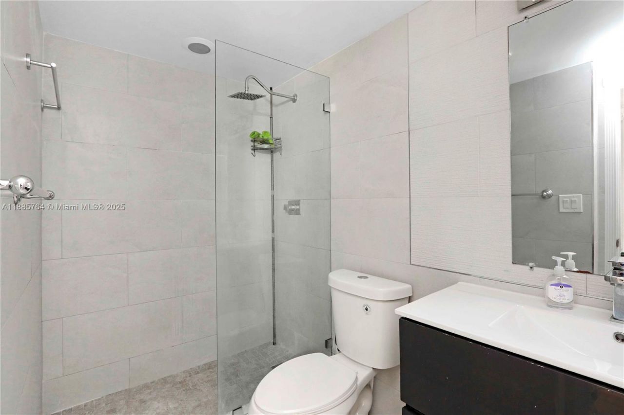 8617 SW 68th Ct, Unit 24, Pinecrest, FL 33156 Photo