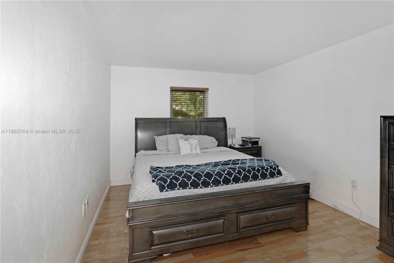 8617 SW 68th Ct, Unit 24, Pinecrest, FL 33156 Photo