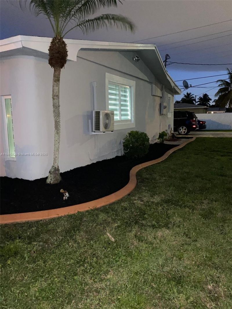 3880 NW 179th St, Miami Gardens, FL 33055 Photo