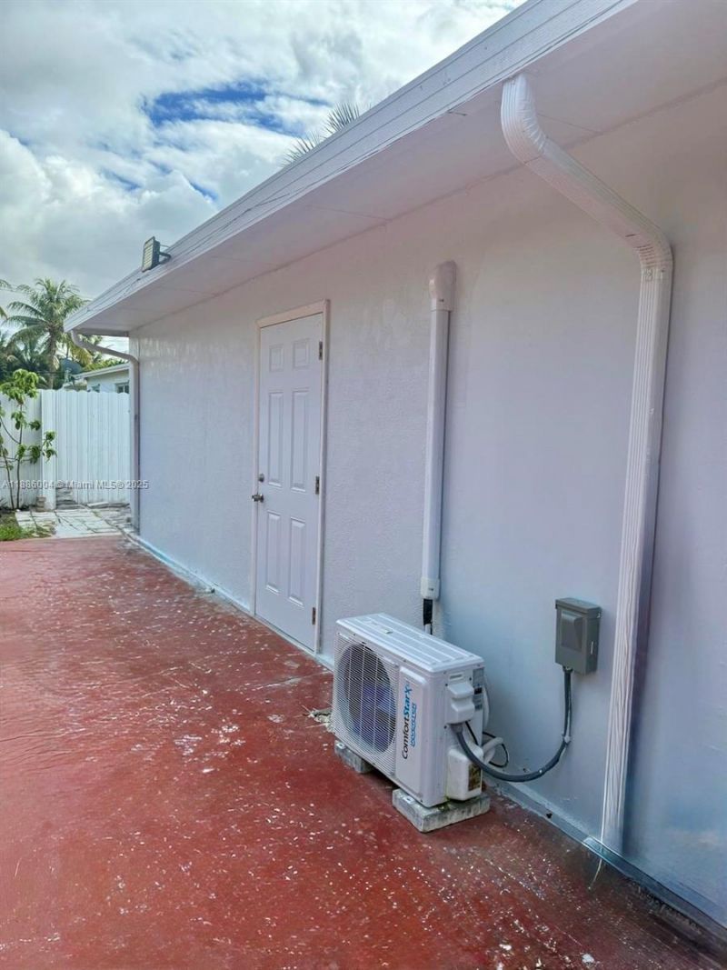 19611 NW 47th Ave, Miami Gardens, FL 33055 Photo