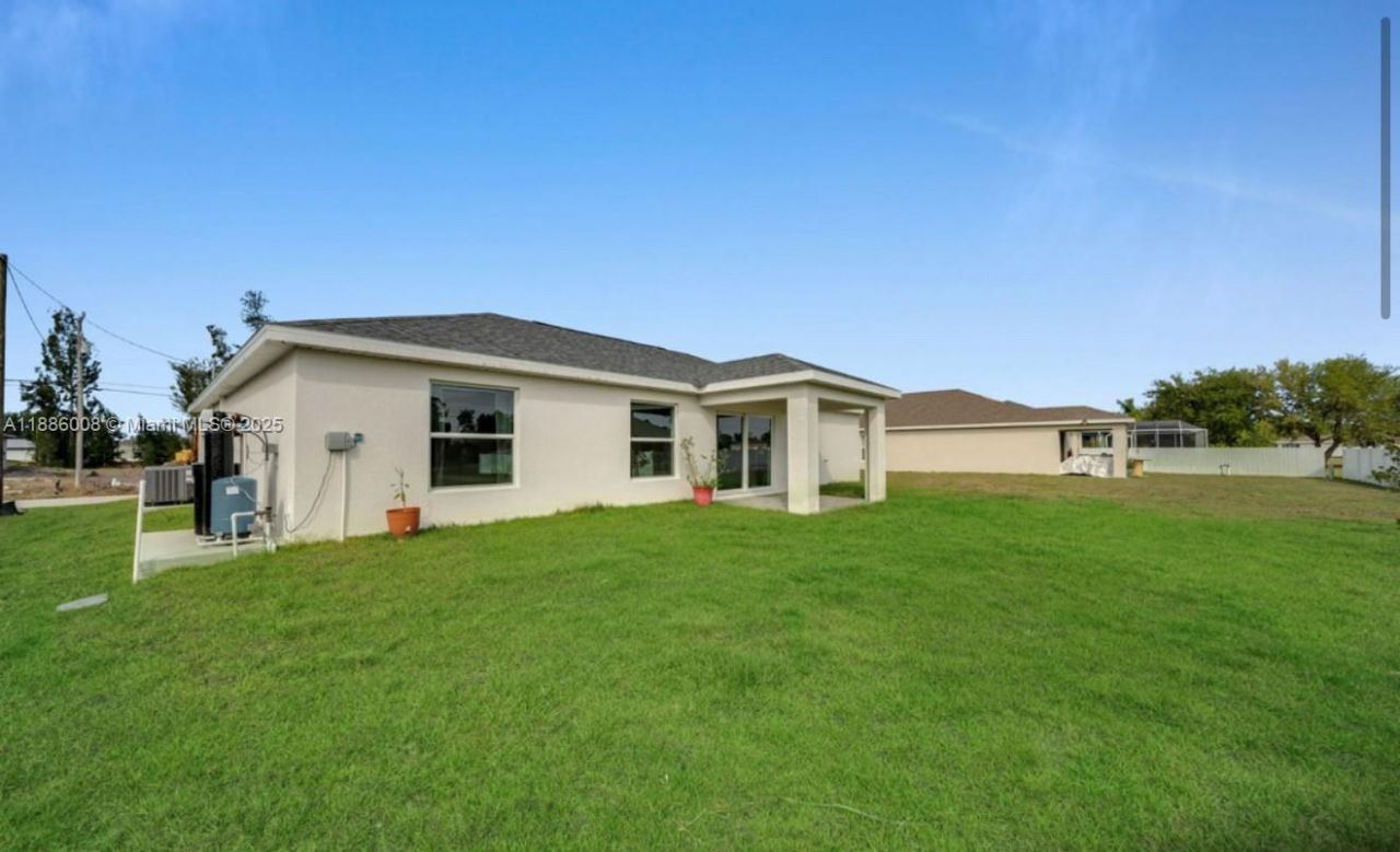 4217 NE 23rd Pl, Cape Coral, FL 33909 Photo