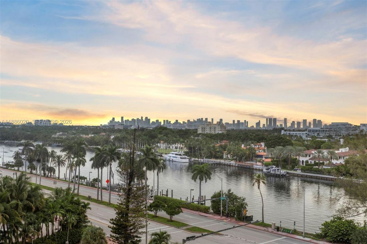 5001 Collins Ave, Unit 8C, Miami Beach, FL 33140 Photo