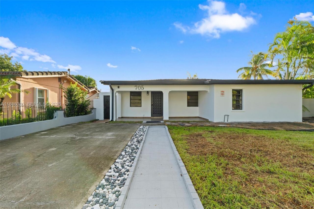 705 E 9th Ln, Hialeah, FL 33010 Photo