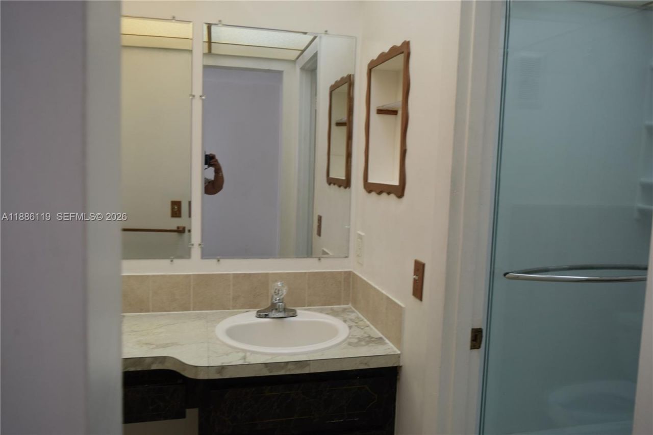2901 NW 47th Ter, Unit 248B, Lauderdale Lakes, FL 33313 Photo