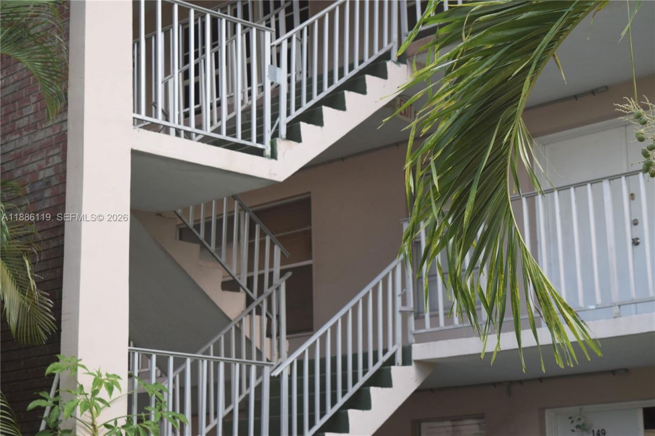 2901 NW 47th Ter, Unit 248B, Lauderdale Lakes, FL 33313 Photo