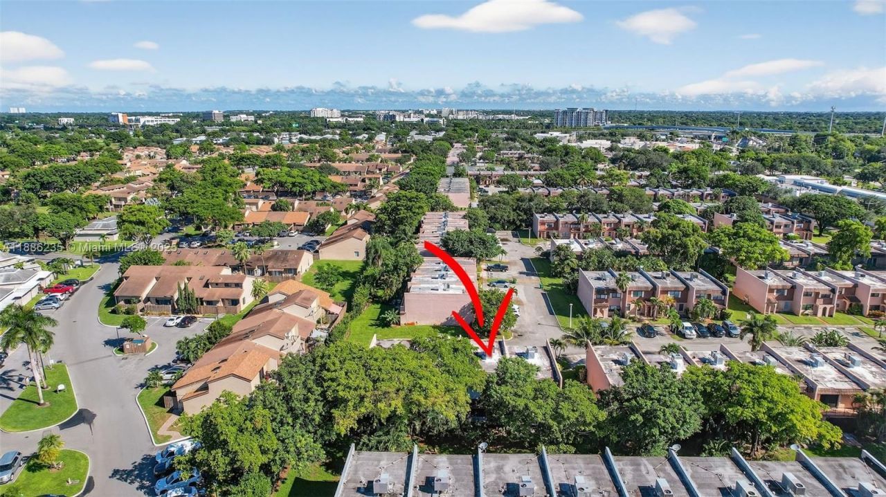 27 Madrid Ln, Unit 2-8, Davie, FL 33324 Photo