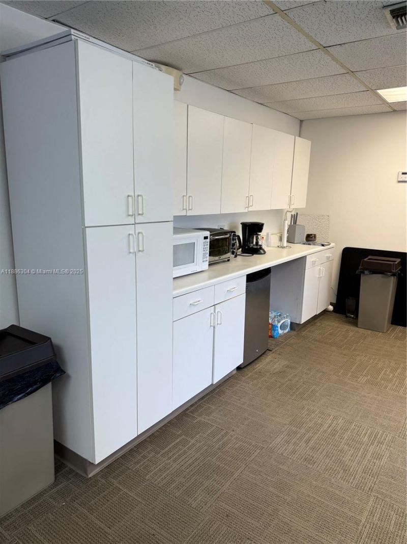 8741 NW 57th St, Tamarac, FL 33351 Photo