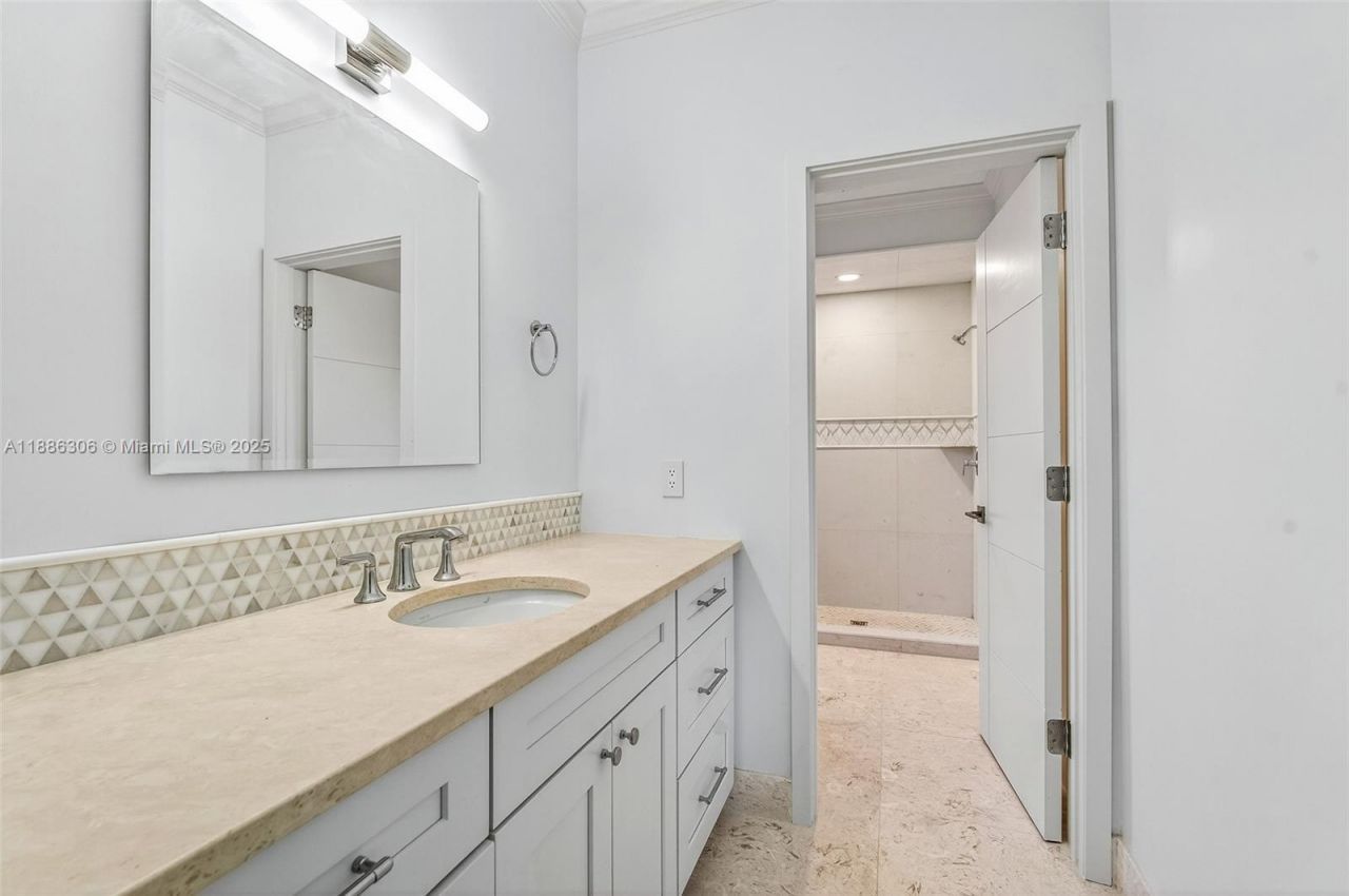 906 Holoma Dr, Vero Beach, FL 32963 Photo