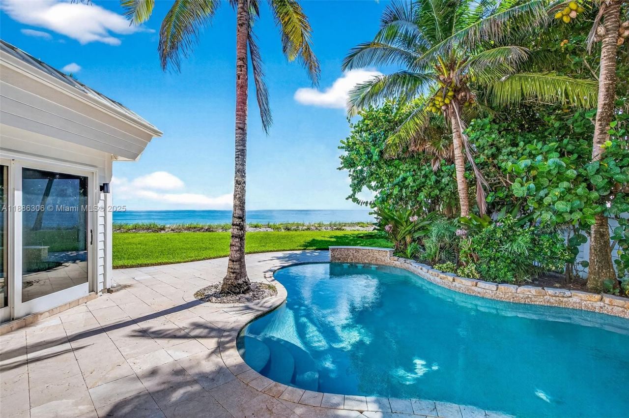 906 Holoma Dr, Vero Beach, FL 32963 Photo