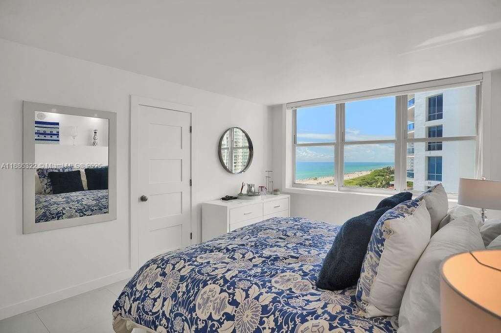 6039 Collins Ave, Unit 1126, Miami Beach, FL 33140 Photo