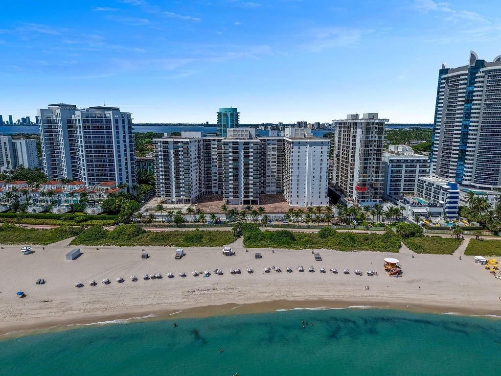 6039 Collins Ave, Unit 1126, Miami Beach, FL 33140 Photo