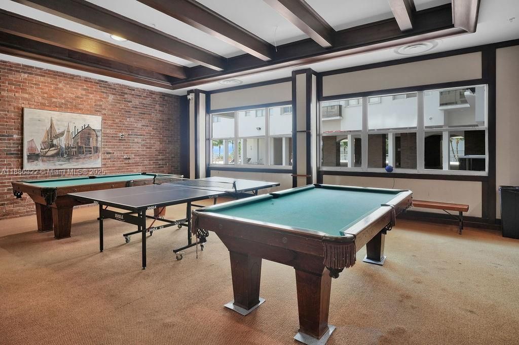 6039 Collins Ave, Unit 1126, Miami Beach, FL 33140 Photo