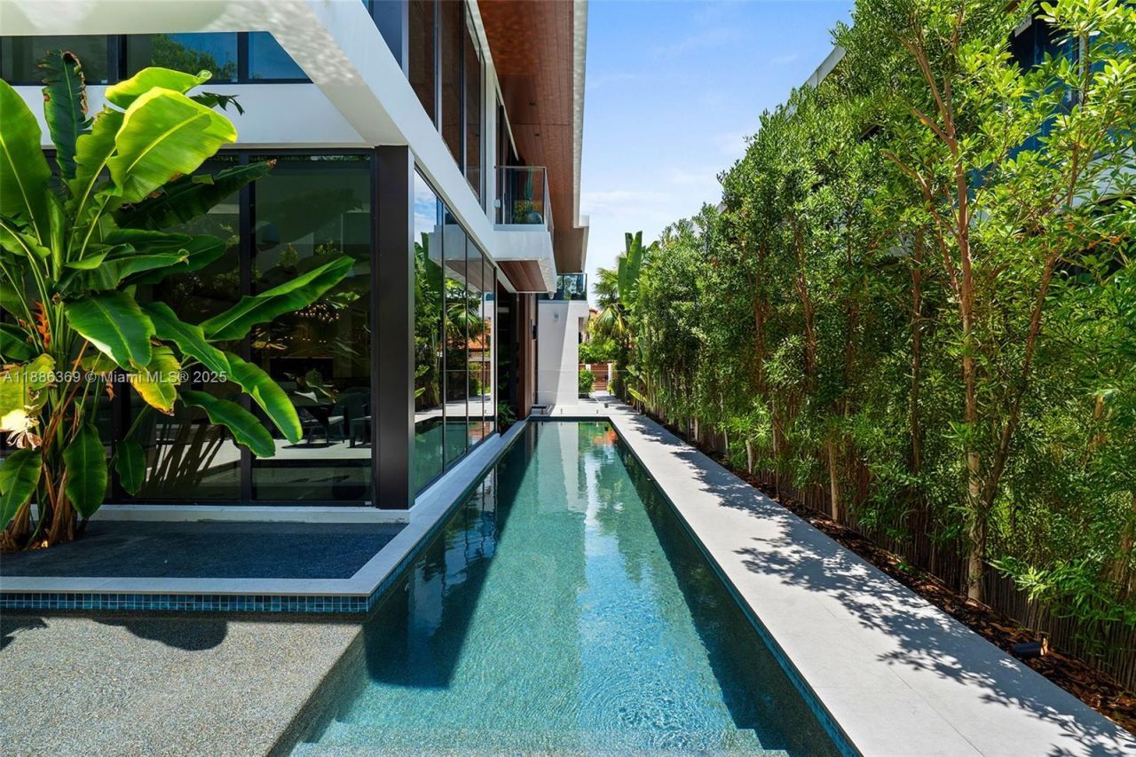 3306 NE 16th St, Fort Lauderdale, FL 33304 Photo