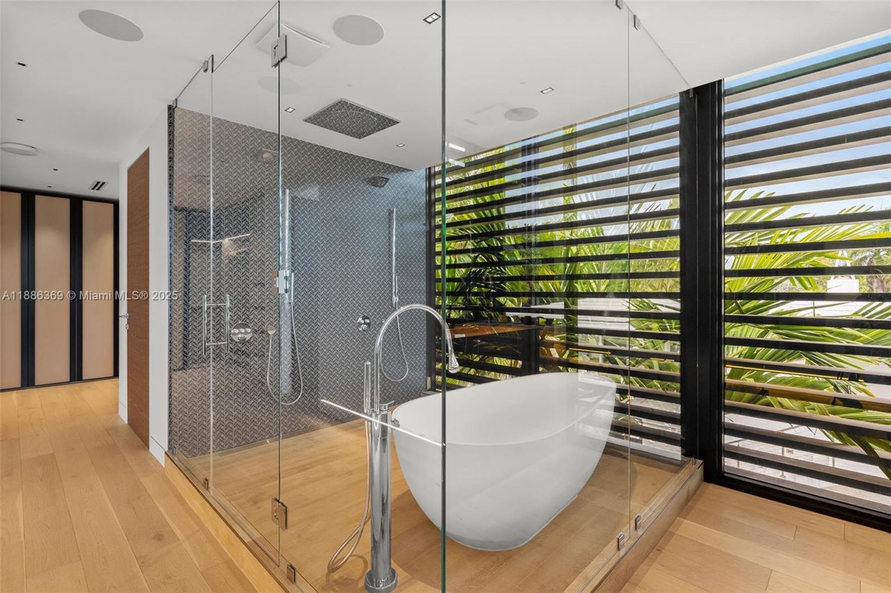 3306 NE 16th St, Fort Lauderdale, FL 33304 Photo