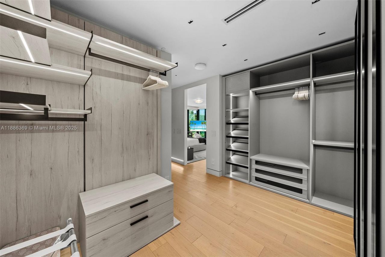 3306 NE 16th St, Fort Lauderdale, FL 33304 Photo