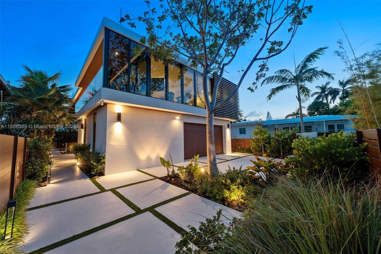 3306 NE 16th St, Fort Lauderdale, FL 33304 Photo