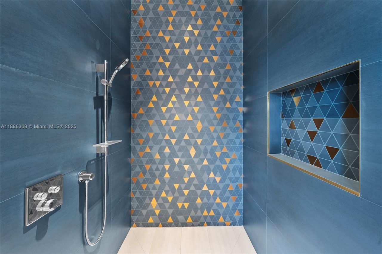 3306 NE 16th St, Fort Lauderdale, FL 33304 Photo