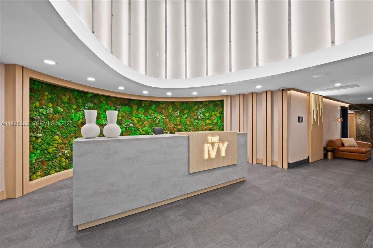 90 SW 3rd St, Unit 3305, Miami, FL 33130 Photo