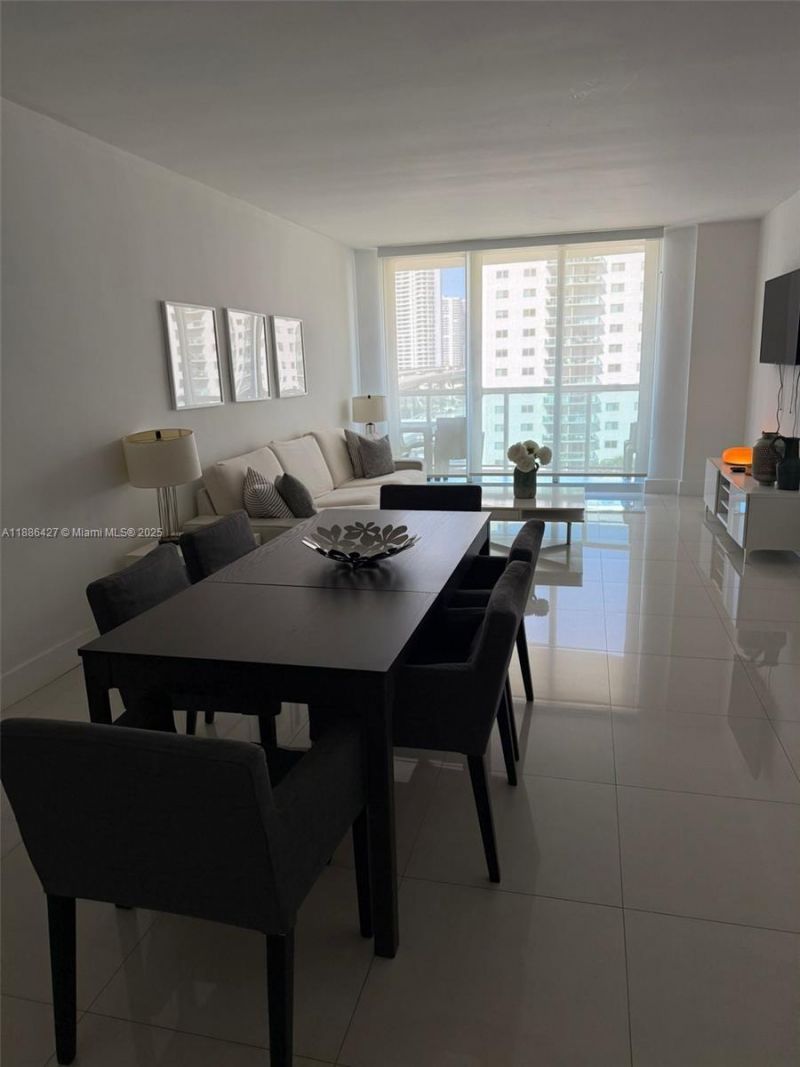 19370 Collins Ave, Unit 904, Sunny Isles Beach, FL 33160 Photo