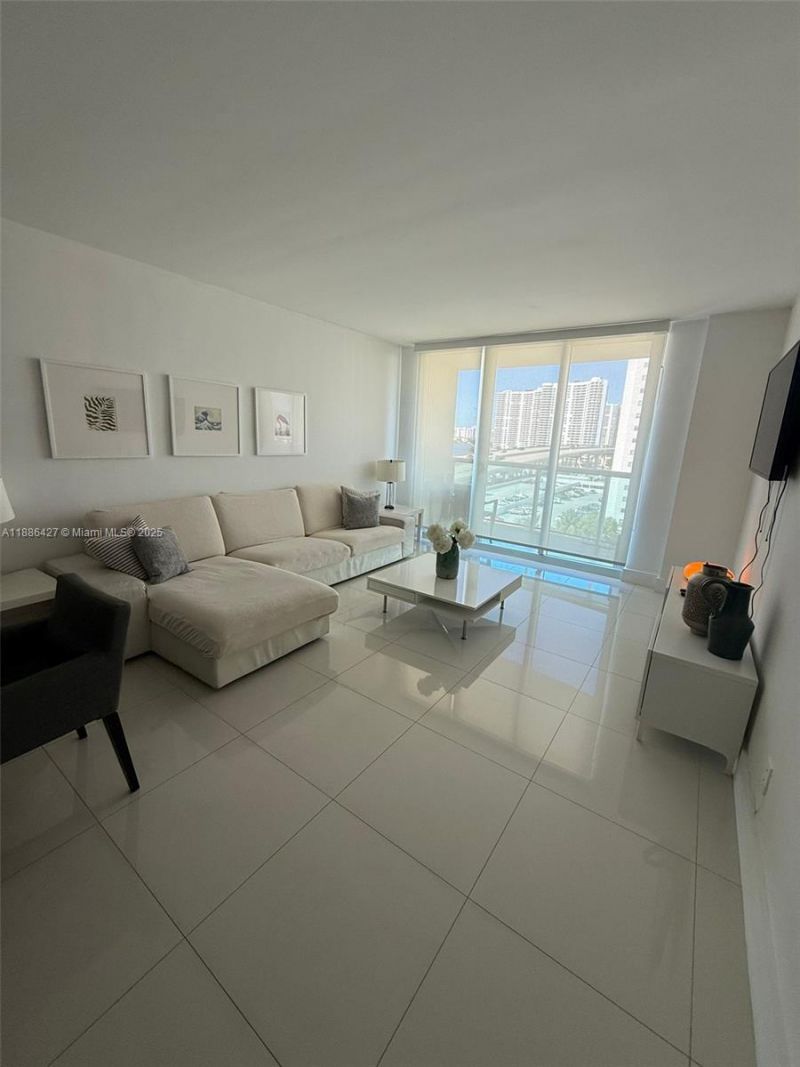 19370 Collins Ave, Unit 904, Sunny Isles Beach, FL 33160 Photo