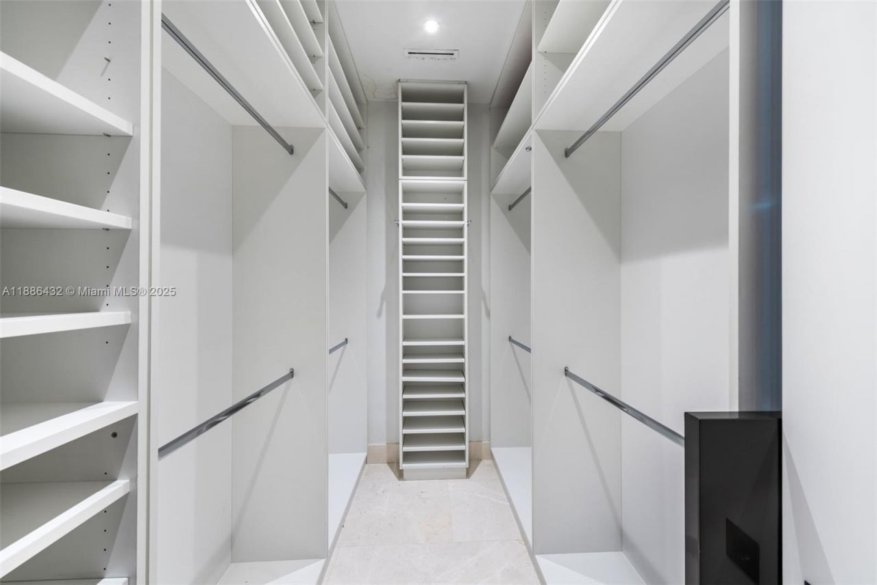 4675 NE 2nd Ave, Miami, FL 33137 Photo