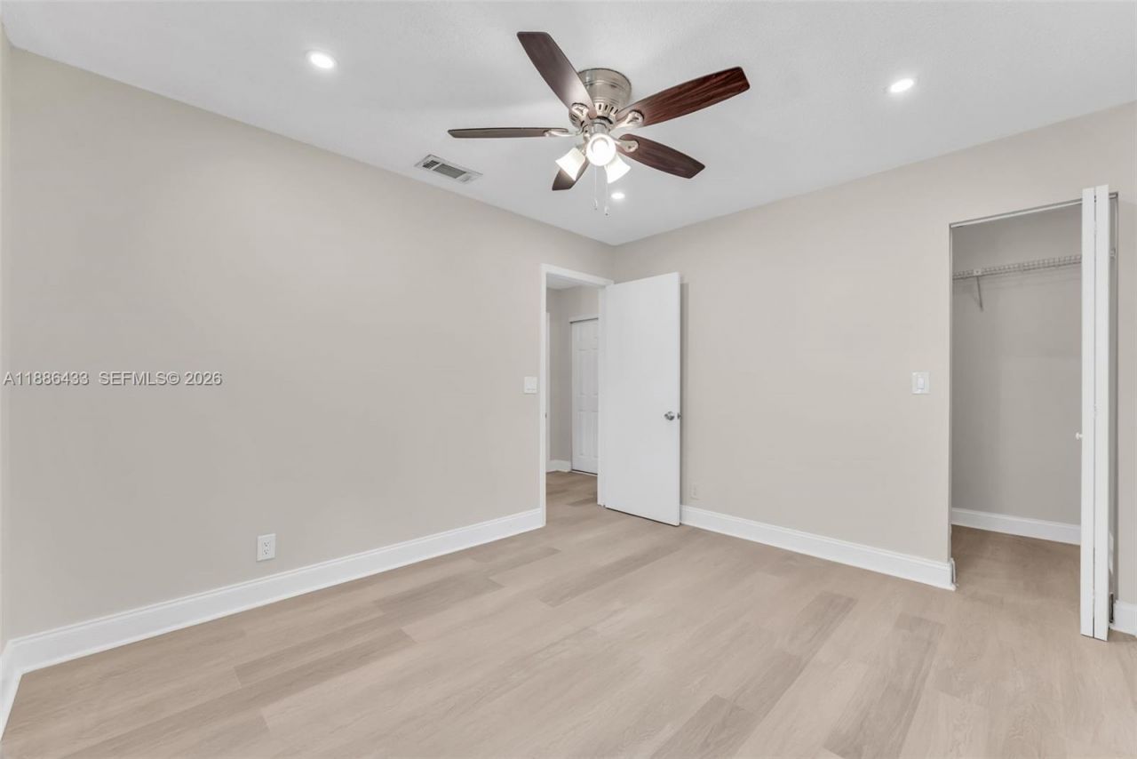 9209 NW 49th Pl, Sunrise, FL 33351 Photo