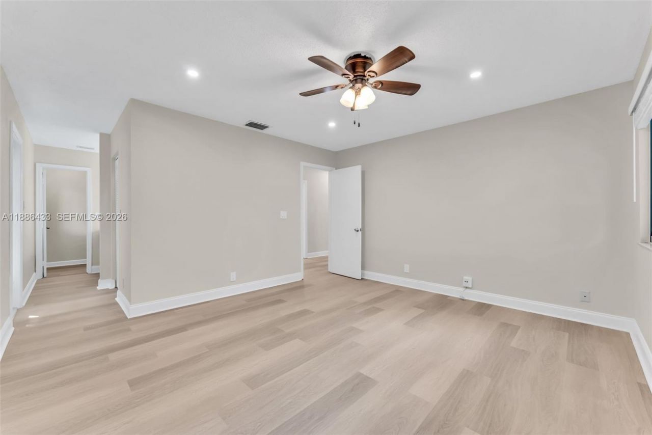 9209 NW 49th Pl, Sunrise, FL 33351 Photo