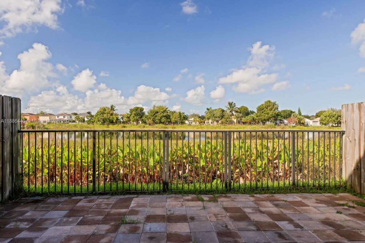 1014 SE 23rd Ave, Homestead, FL 33035 Photo