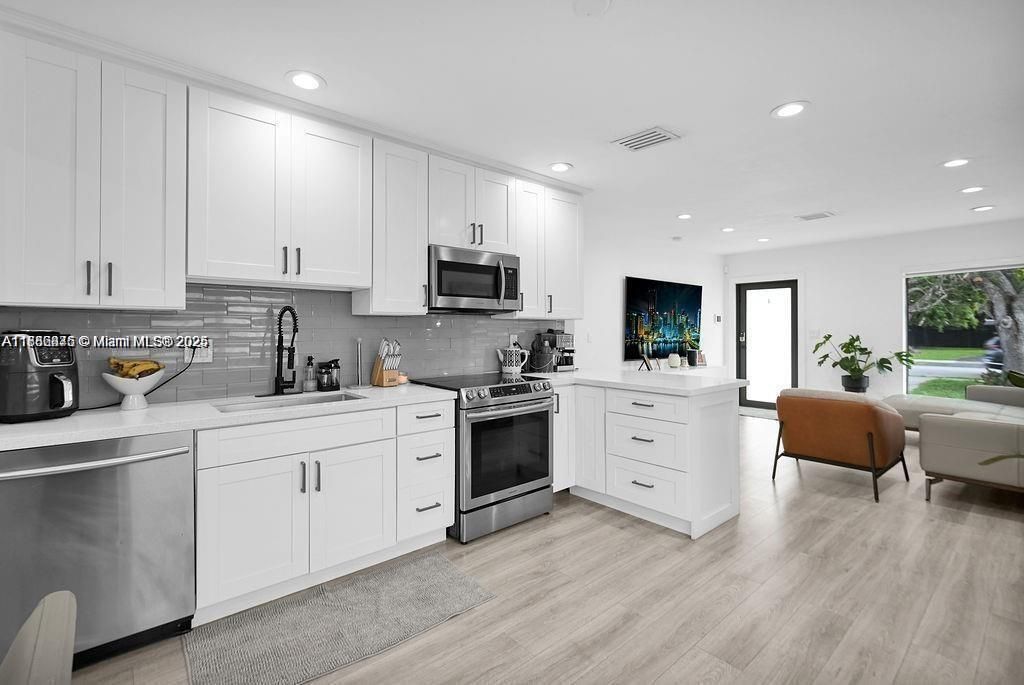 2635 Fillmore St, Hollywood, FL 33020 Photo