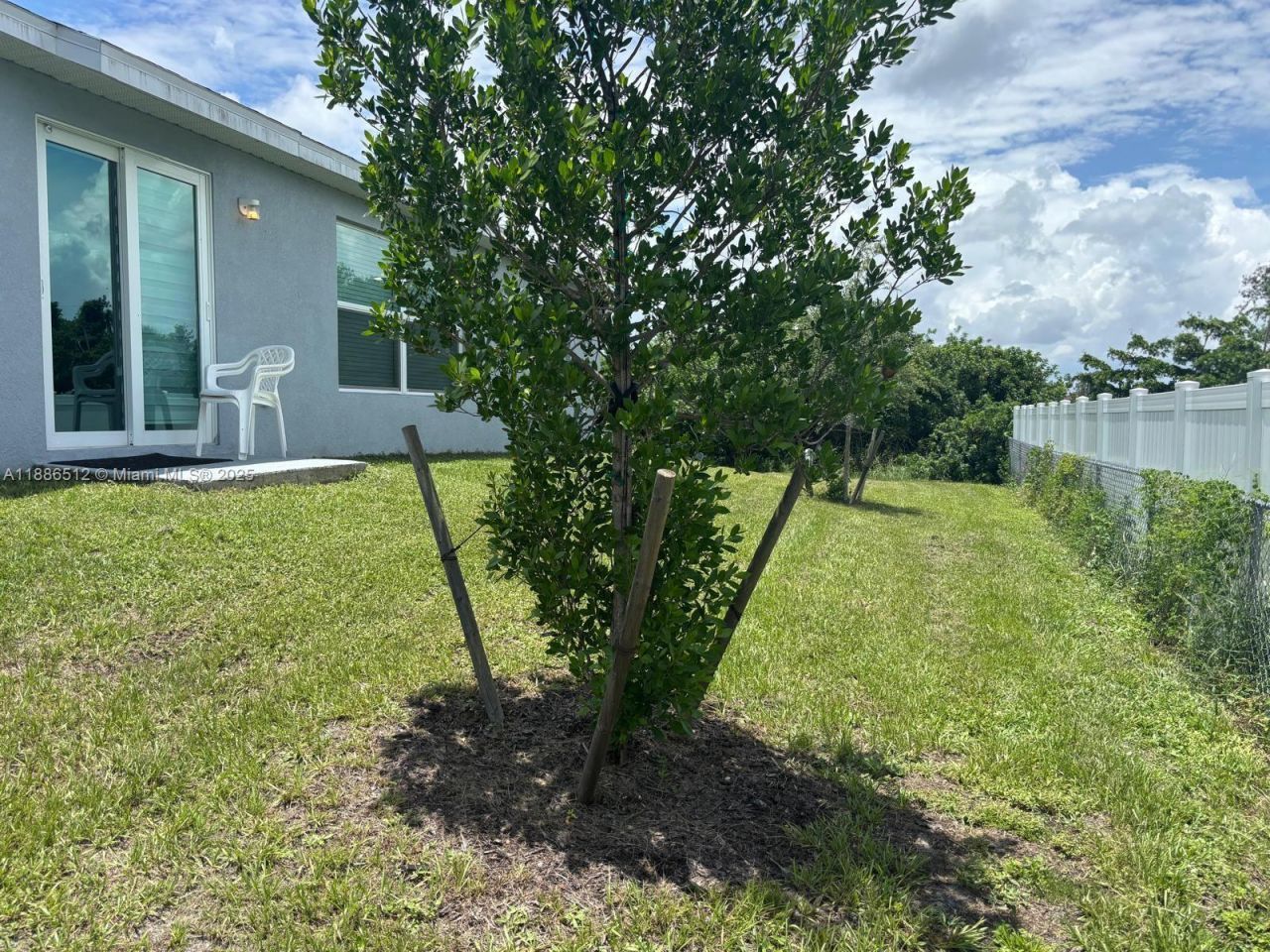153 Pembroke St, Lehigh Acres, FL 33974 Photo