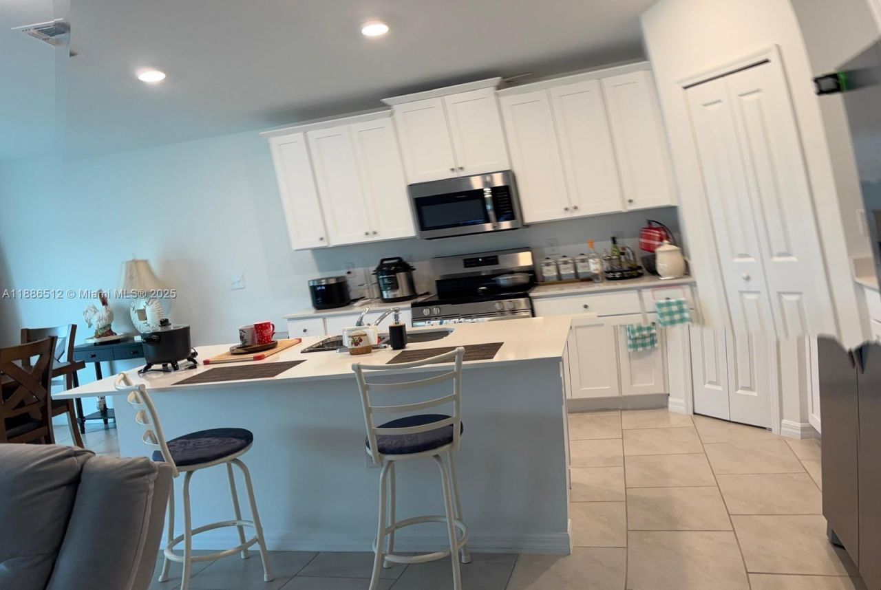 153 Pembroke St, Lehigh Acres, FL 33974 Photo