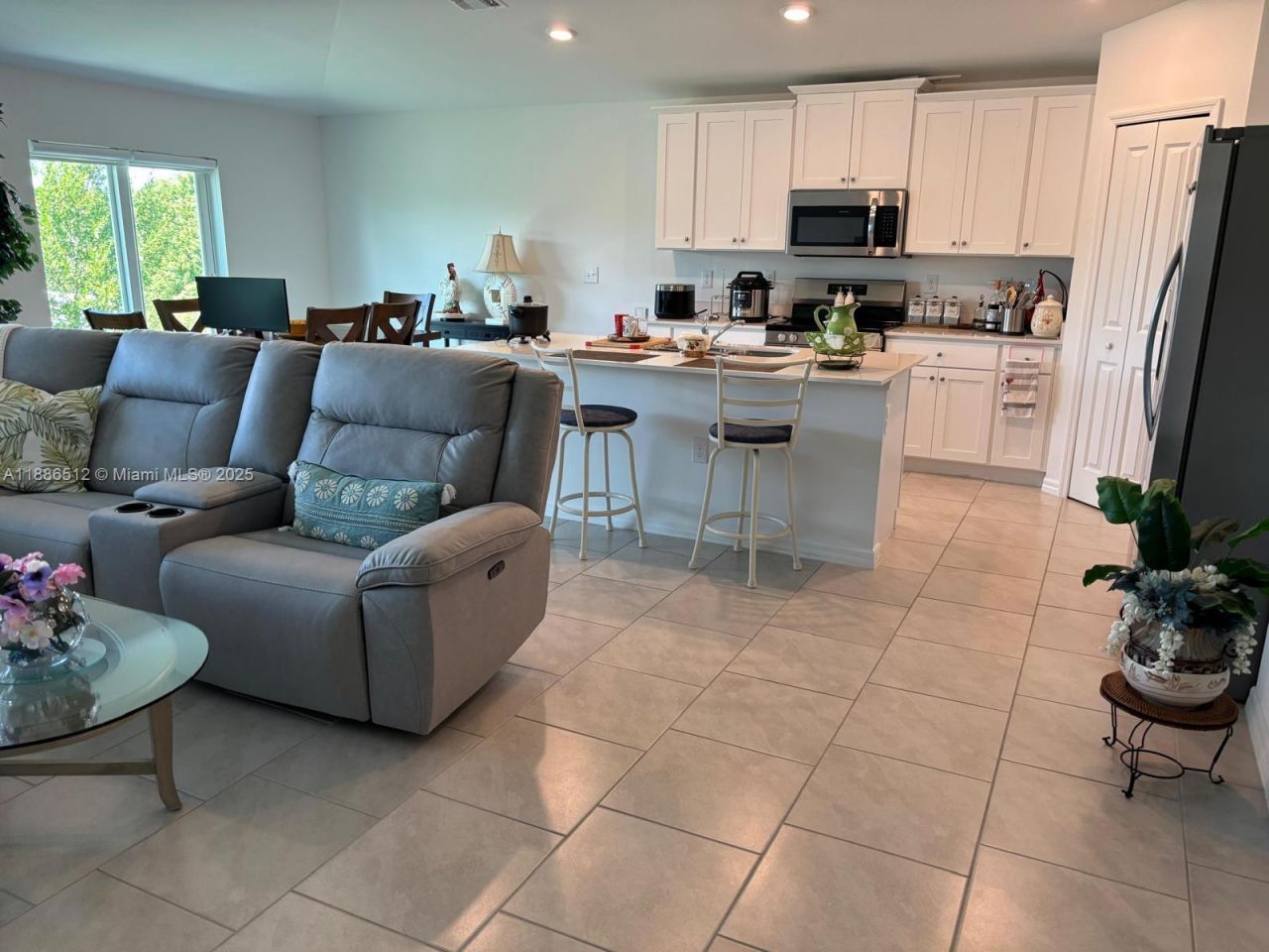 153 Pembroke St, Lehigh Acres, FL 33974 Photo