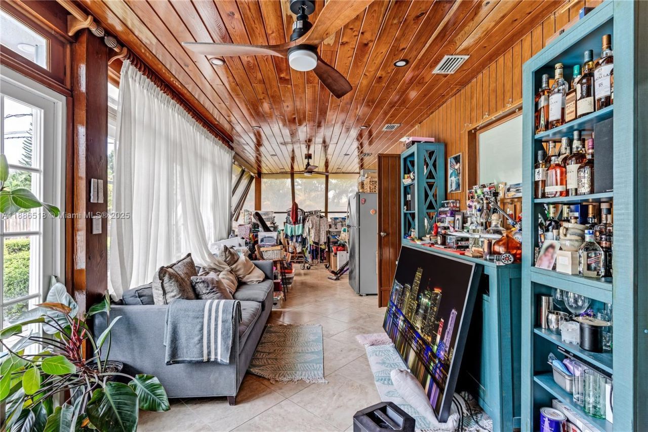 9901 SW 35th Ter, Miami, FL 33165 Photo