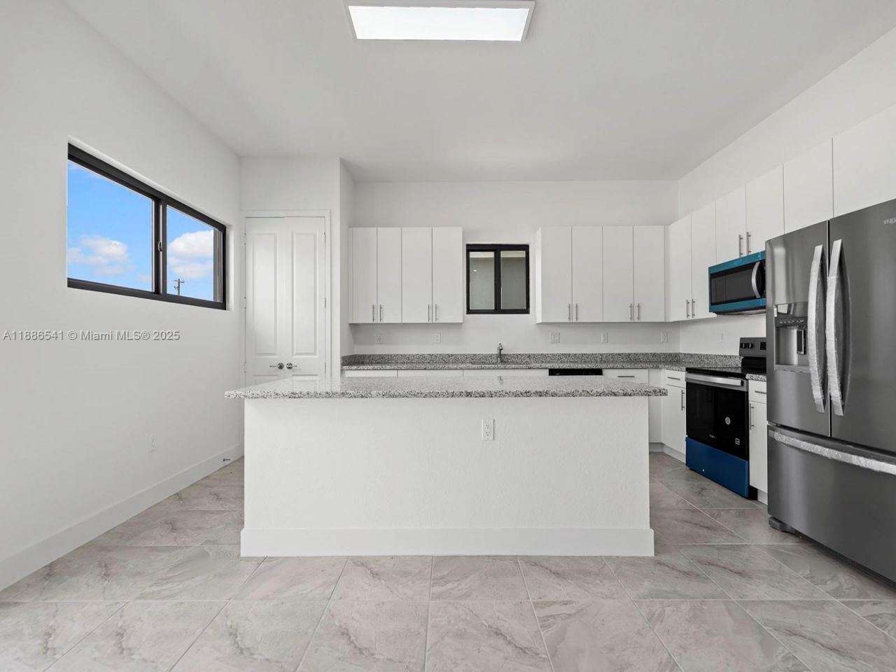 18911 SW 317th Ter, Homestead, FL 33030 Photo